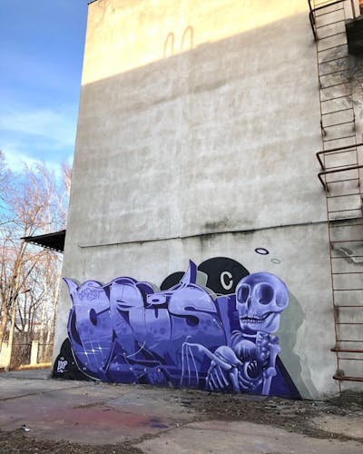 Violet Stylewriting by cruze. This Graffiti was created in 2020 but its location is unknown. This Graffiti can be described as Stylewriting, Characters and Special.