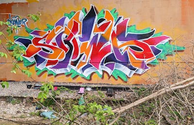 Colorful Stylewriting by SQWR. This Graffiti is located in London, United Kingdom and was created in 2023.