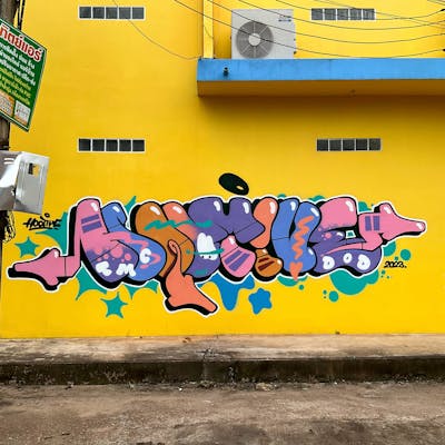 Colorful Stylewriting by Hootive. This Graffiti is located in Thailand and was created in 2023. This Graffiti can be described as Stylewriting and Throw Up.