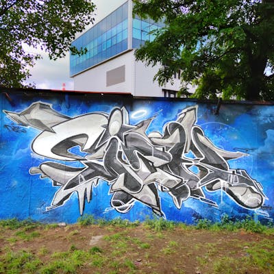 Grey and Light Blue Stylewriting by Caer8th. This Graffiti is located in Prague, Czech Republic and was created in 2022. This Graffiti can be described as Stylewriting and Wall of Fame.