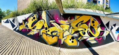 Yellow and Grey Stylewriting by Shez. This Graffiti is located in Basel, Switzerland and was created in 2022.