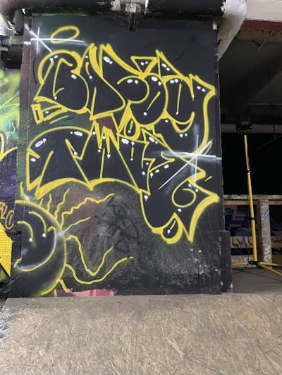 Yellow and Black Stylewriting by Twis and BAFÖG. This Graffiti is located in Leipzig, Germany and was created in 2023. This Graffiti can be described as Stylewriting and Throw Up.