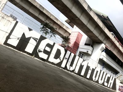 Black and White Stylewriting by Violent and Medea. This Graffiti is located in Kuala Lumpur, Malaysia and was created in 2017.