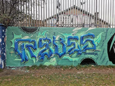Blue and Green Stylewriting by REVES ONE. This Graffiti is located in London, United Kingdom and was created in 2023. This Graffiti can be described as Stylewriting and Wall of Fame.