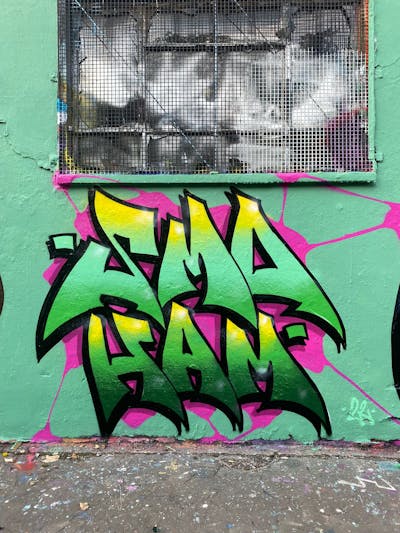 Colorful and Coralle and Light Green Stylewriting by smo__crew and HAM. This Graffiti is located in London, United Kingdom and was created in 2022.