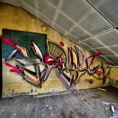Colorful Stylewriting by Ketru. This Graffiti is located in France and was created in 2024. This Graffiti can be described as Stylewriting and Abandoned.