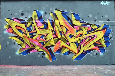 Colorful and Yellow Stylewriting by CDSK and Chips. This Graffiti is located in London, United Kingdom and was created in 2023. This Graffiti can be described as Stylewriting and Wall of Fame.