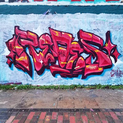 Red Stylewriting by REVES ONE. This Graffiti is located in London, United Kingdom and was created in 2022. This Graffiti can be described as Stylewriting and Wall of Fame.