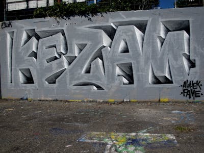 Grey Stylewriting by Kezam. This Graffiti is located in Auckland, New Zealand and was created in 2022.