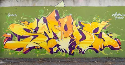 Violet and Yellow and Light Green Stylewriting by Smoke 13 and TGSCREW. This Graffiti is located in Tivoli, Italy and was created in 2023.