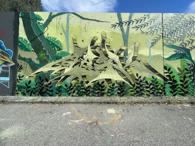 Light Green and Green Stylewriting by Abik. This Graffiti is located in Hamburg, Germany and was created in 2022. This Graffiti can be described as Stylewriting and Wall of Fame.