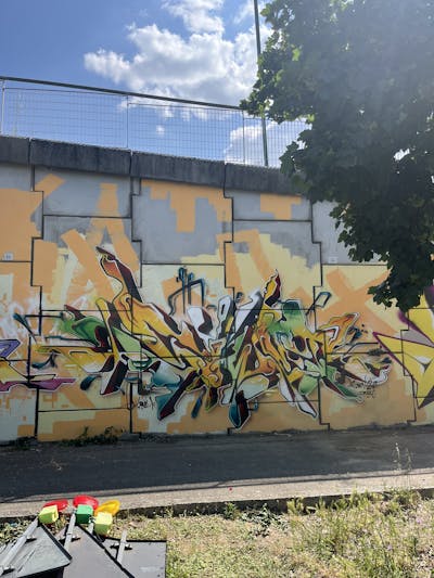Colorful Stylewriting by Sowet. This Graffiti is located in Prato, Italy and was created in 2023.