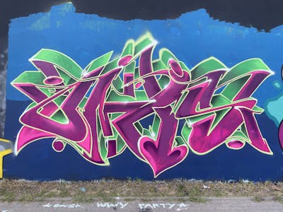 Violet and Light Green and Light Blue Stylewriting by Czosen1. This Graffiti is located in Warsaw, Poland and was created in 2023.