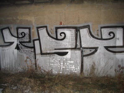 Chrome Stylewriting by urine, Wahn and OST. This Graffiti is located in Delitzsch, Germany and was created in 2005. This Graffiti can be described as Stylewriting and Street Bombing.