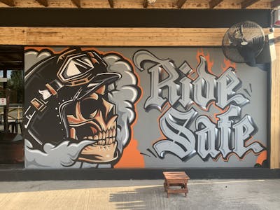 Grey and Orange Commission by Merlin. This Graffiti is located in Katerini, Greece and was created in 2022.