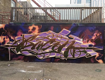 Violet Special by Bacon. This Graffiti is located in Canada and was created in 2017. This Graffiti can be described as Special and Stylewriting.