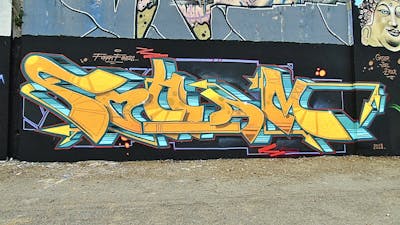 Yellow and Cyan Stylewriting by Foham Fonezs. This Graffiti is located in Lleida, Spain and was created in 2018. This Graffiti can be described as Stylewriting and Wall of Fame.
