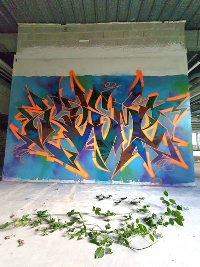 Colorful and Orange Stylewriting by _mekes_ and kesem. This Graffiti is located in France and was created in 2023. This Graffiti can be described as Stylewriting and Abandoned.