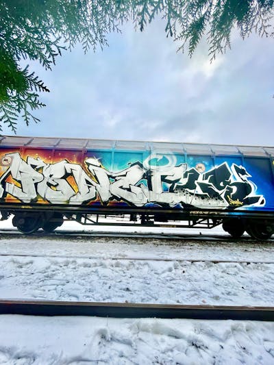 Chrome and Colorful Stylewriting by Pencil. This Graffiti is located in Sweden and was created in 2022. This Graffiti can be described as Stylewriting, Trains, Freights and Wholecars.
