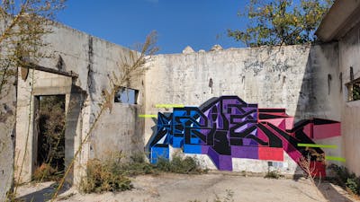 Colorful Stylewriting by Zire. This Graffiti is located in Israel and was created in 2022. This Graffiti can be described as Stylewriting and Abandoned.