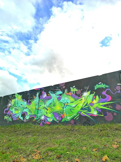 Light Green and Colorful Stylewriting by Rebus. This Graffiti is located in OSIJEK, Croatia and was created in 2023.