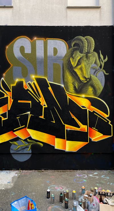 Editorial Collection: Latest Graffiti in Yellow