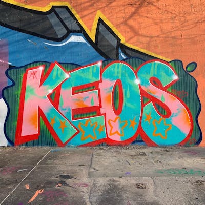 Colorful and Red Stylewriting by MrKEOS. This Graffiti is located in Huddersfield, United Kingdom and was created in 2023. This Graffiti can be described as Stylewriting and Wall of Fame.