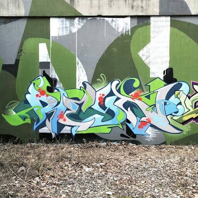 Light Green and Colorful Stylewriting by Reyn one. This Graffiti is located in München, Germany and was created in 2022. This Graffiti can be described as Stylewriting and Wall of Fame.