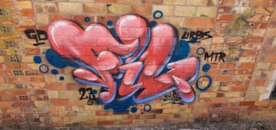 Coralle and Red and Blue Stylewriting by fil, urbansoldierz, graffdinamics and mtrclan. This Graffiti is located in Lleida, Spain and was created in 2023. This Graffiti can be described as Stylewriting and Abandoned.