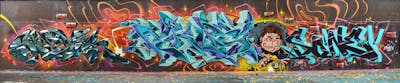 Colorful Stylewriting by SIDOK, Sorez, sone and Chips. This Graffiti is located in London, United Kingdom and was created in 2023. This Graffiti can be described as Stylewriting, Characters, Streetart and Wall of Fame.