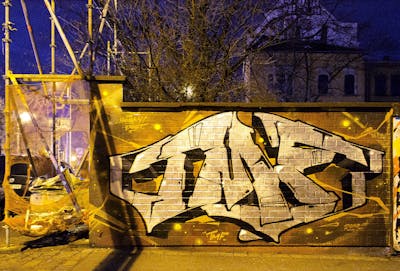 Chrome and Black Stylewriting by TMF and Posa. This Graffiti is located in Leipzig, Germany and was created in 2019. This Graffiti can be described as Stylewriting, Wall of Fame and Atmosphere.