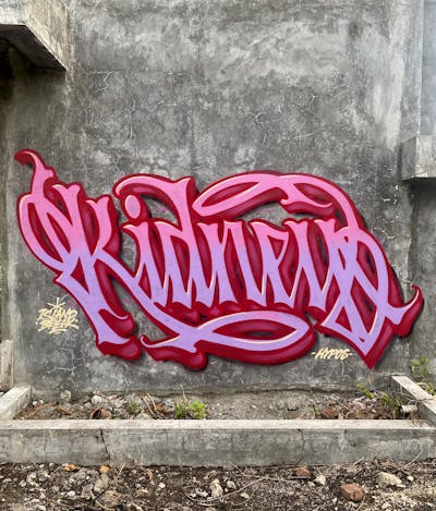 Coralle and Red Stylewriting by Kidney. This Graffiti is located in Bali, Indonesia and was created in 2023. This Graffiti can be described as Stylewriting and Abandoned.