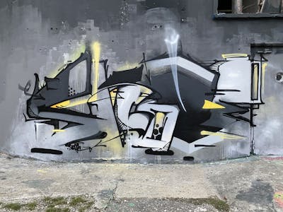 Grey and Black Stylewriting by SKOPE. This Graffiti is located in Solothurn, Switzerland and was created in 2022.