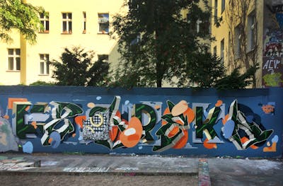 Colorful Stylewriting by Fork Imre and Skenar. This Graffiti is located in Berlin, Germany and was created in 2018. This Graffiti can be described as Stylewriting, Futuristic and 3D.