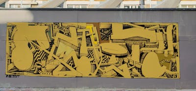 Beige Stylewriting by REALiTY and Neist. This Graffiti is located in London, United Kingdom and was created in 2018. This Graffiti can be described as Stylewriting and Wall of Fame.