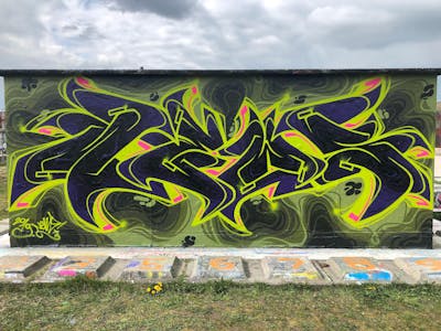 Light Green and Black Stylewriting by News. This Graffiti is located in Groningen, Netherlands and was created in 2019. This Graffiti can be described as Stylewriting and Wall of Fame.