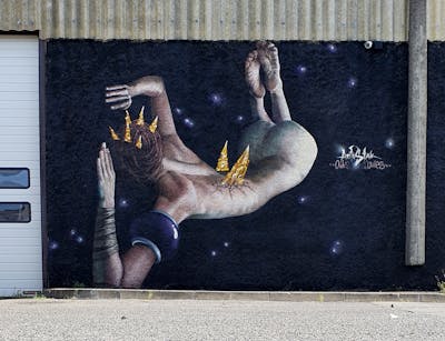 Beige and Black Characters by Antistak. This Graffiti is located in Toulouse, France and was created in 2021. This Graffiti can be described as Characters and Murals.
