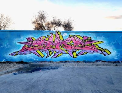 Light Blue and Colorful Stylewriting by Zems_01. This Graffiti is located in Essex, United Kingdom and was created in 2022. This Graffiti can be described as Stylewriting and Wall of Fame.