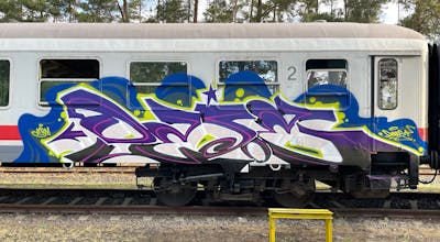Colorful Stylewriting by dejoe. This Graffiti is located in Berlin, Germany and was created in 2022. This Graffiti can be described as Stylewriting and Trains.