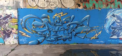 Light Blue Stylewriting by fil. This Graffiti is located in València, Spain and was created in 2022. This Graffiti can be described as Stylewriting and 3D.