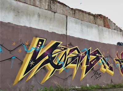 Yellow and Colorful Stylewriting by vegas. This Graffiti is located in Lisboa, Portugal and was created in 2021.