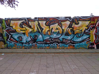 Colorful Stylewriting by Enola. This Graffiti is located in Eindhoven, Netherlands and was created in 2012. This Graffiti can be described as Stylewriting and Wall of Fame.