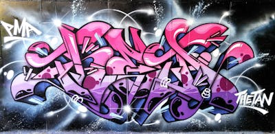 Colorful Stylewriting by Thetan one. This Graffiti is located in Venezia, Italy and was created in 2015. This Graffiti can be described as Stylewriting and Wall of Fame.