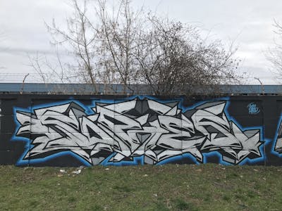 Chrome and Black and Light Blue Stylewriting by sores. This Graffiti is located in Belgrade, Serbia and was created in 2022.