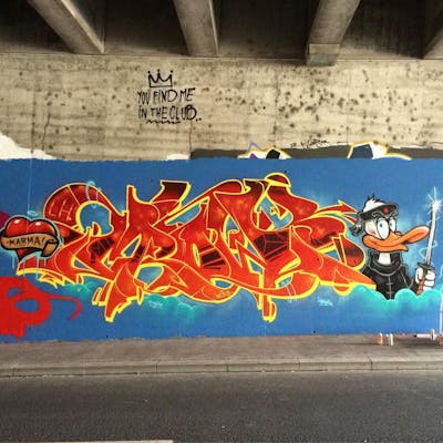 Colorful and Red Stylewriting by crow and Kid Crow. This Graffiti is located in Würzburg, Germany and was created in 2016. This Graffiti can be described as Stylewriting and Characters.