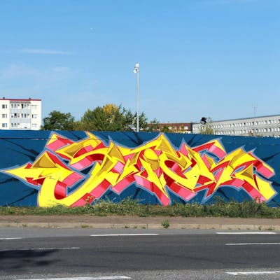 Yellow and Red and Blue Stylewriting by Stick. This Graffiti is located in Halle (Saale), Germany and was created in 2020. This Graffiti can be described as Stylewriting and Wall of Fame.