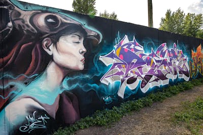 Colorful Characters by Mon, Cors One and dejoe. This Graffiti is located in Berlin, Germany and was created in 2022. This Graffiti can be described as Characters, Stylewriting and Wall of Fame.