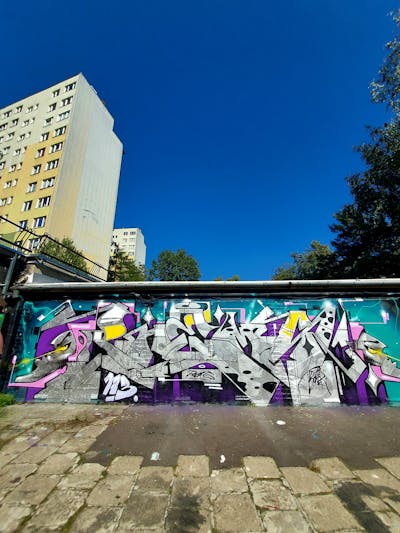 Chrome and Colorful Stylewriting by Fems173. This Graffiti is located in lublin, Poland and was created in 2023. This Graffiti can be described as Stylewriting and Wall of Fame.