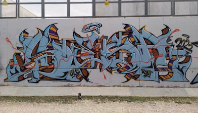 Light Blue Stylewriting by Sesa. This Graffiti is located in Sevilla, Spain and was created in 2022. This Graffiti can be described as Stylewriting and Abandoned.