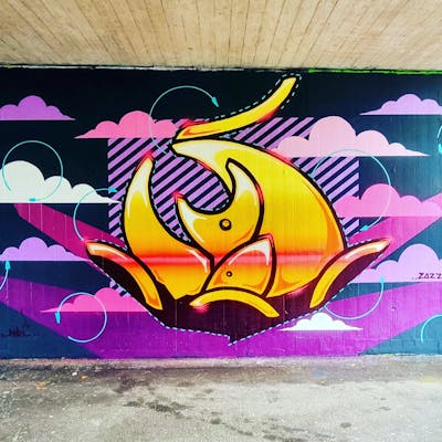 Violet and Yellow Stylewriting by Modi. This Graffiti is located in Gera, Germany and was created in 2022. This Graffiti can be described as Stylewriting, Wall of Fame and Futuristic.